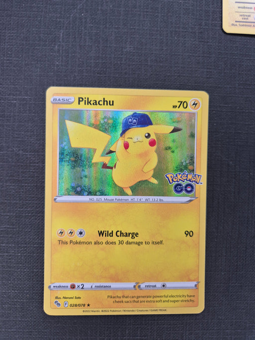 Pikachu #028/078 holo